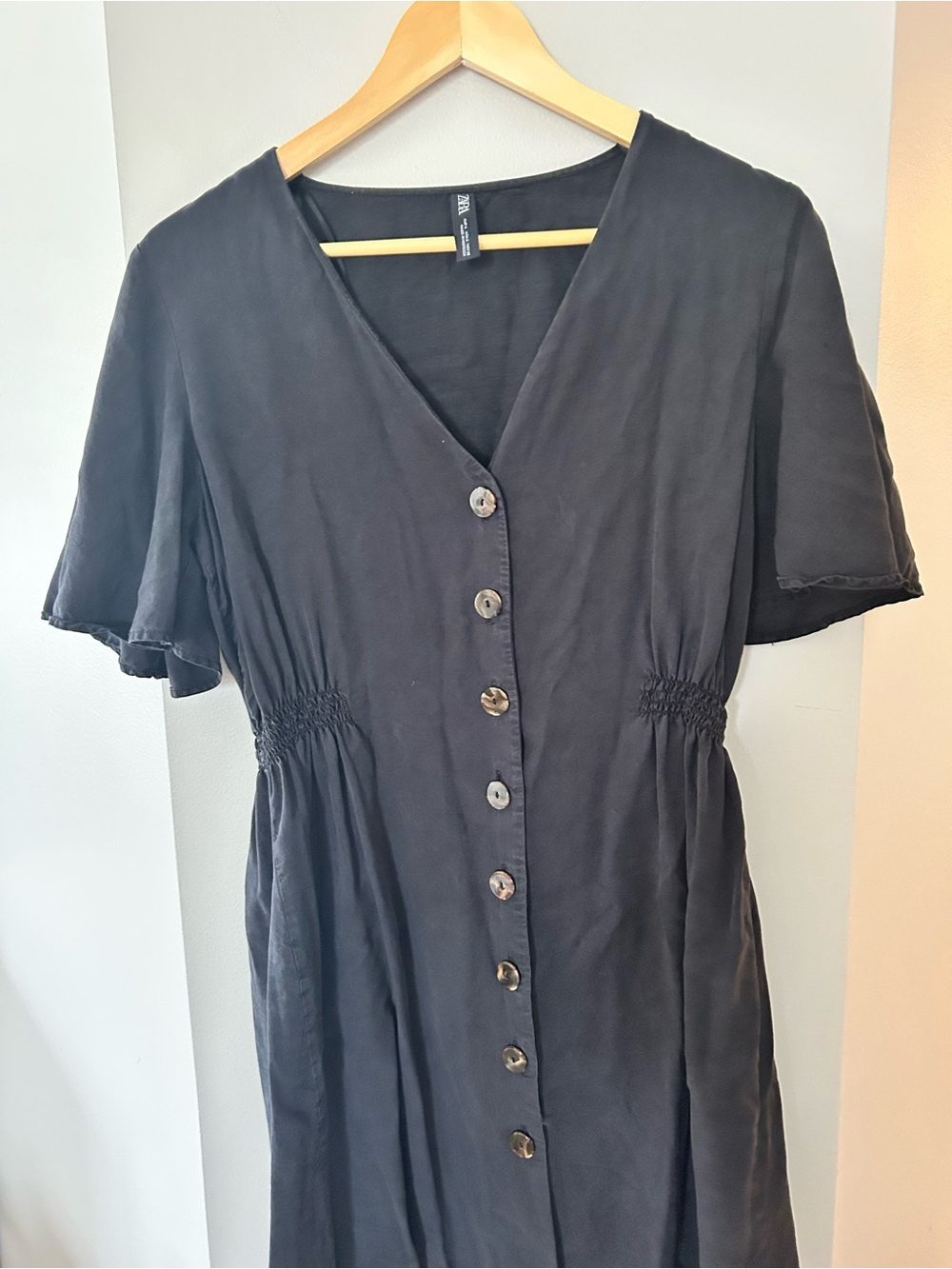 Zara heathered black/ dark grey button front midi dress with flutter sleeves
